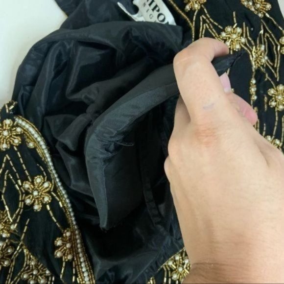 VINTAGE NIPON NIGHT BEADED FRINGE SILK JACKET 8 - Picture 11 of 16